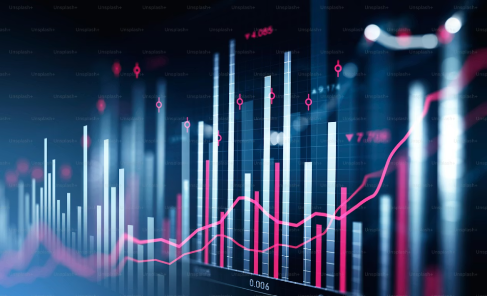 Grafiek met verticale lijnen, statistische gegevens en een opwaartse trend, weergegeven in een digitale stijl met blauwe en roze kleuren.